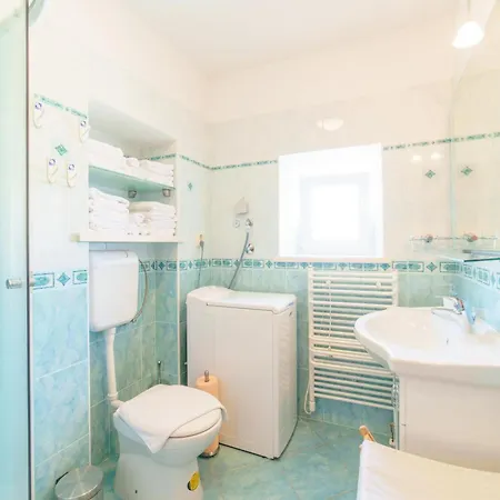 فيلة Vicko سومارتين